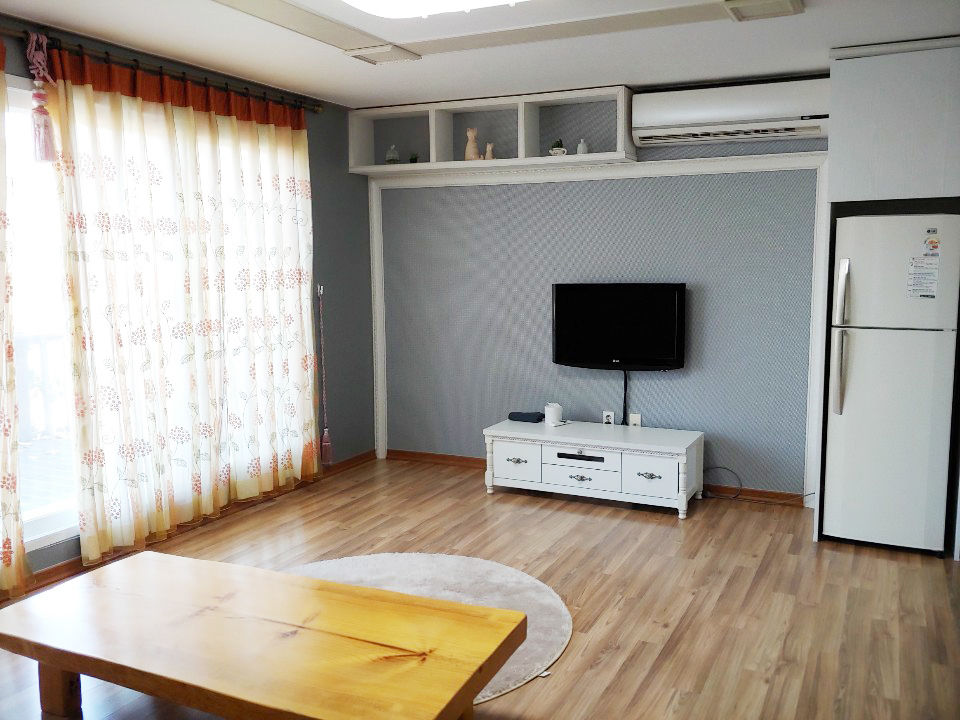 https://yaimg.yanolja.com/v5/2025/04/20/22/68057afe2586a5.42124754.jpg