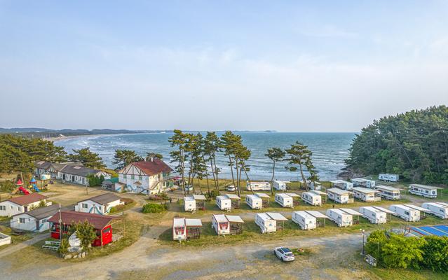 태안 몽산포홀리데이파크카라반 사진