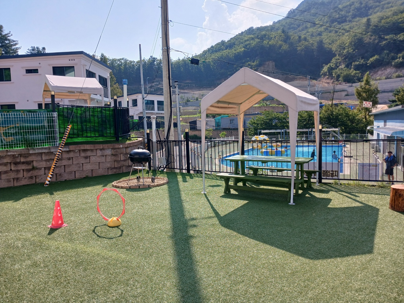 https://yaimg.yanolja.com/v5/2025/04/21/07/6805ef7273f462.01401501.jpg