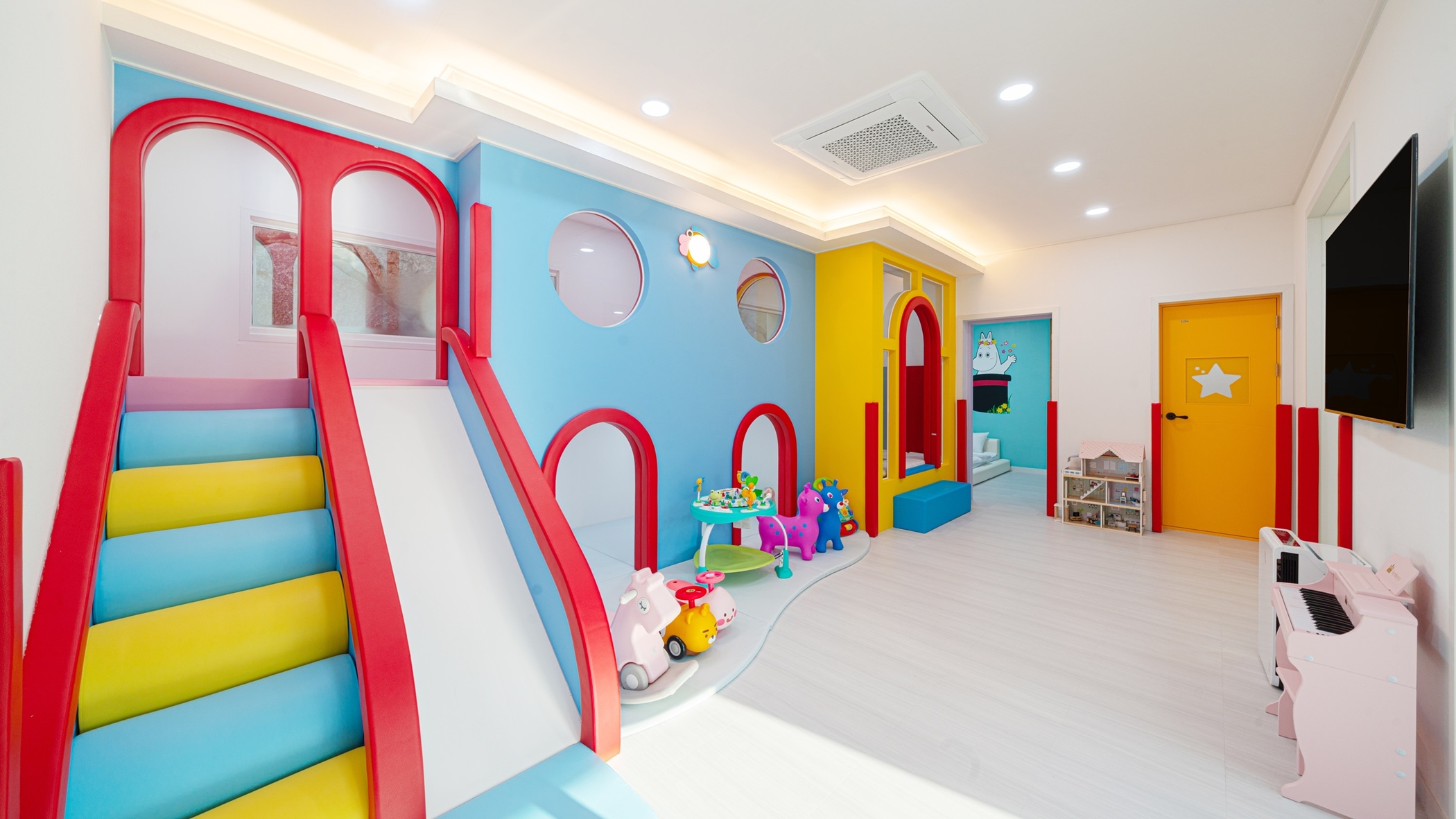 room detail thumbnail 0