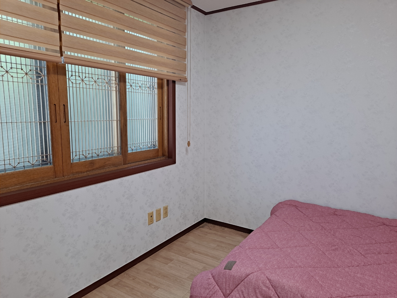https://yaimg.yanolja.com/v5/2025/04/21/11/6806297d1bd758.84964207.jpg
