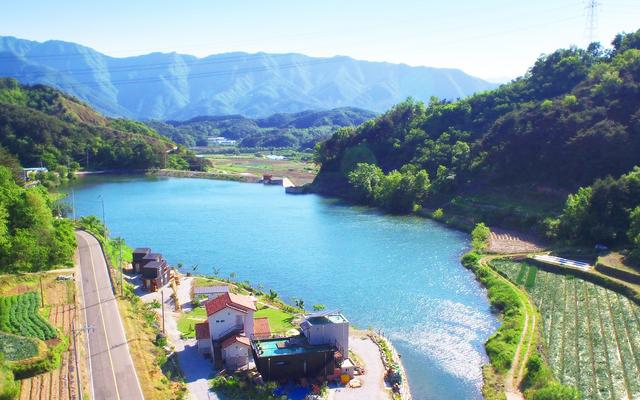산청 라끄베르펜션