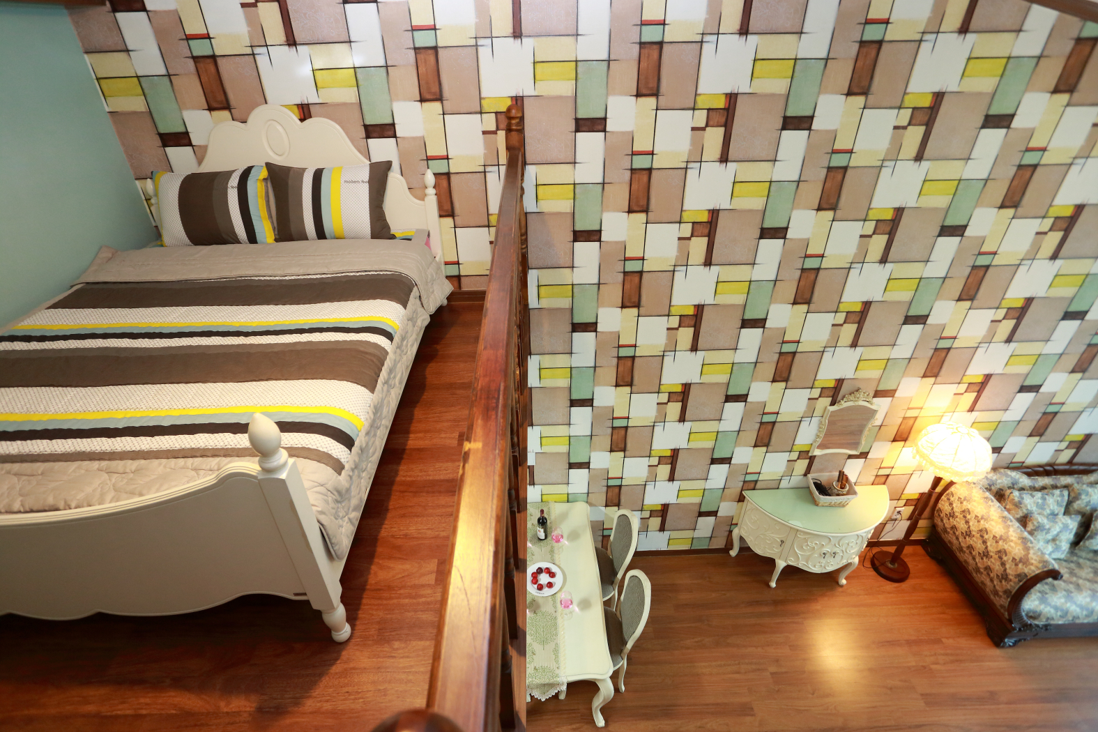 room detail thumbnail 0