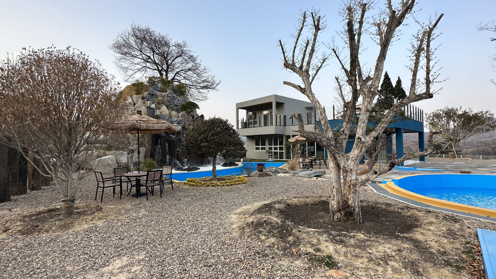 https://yaimg.yanolja.com/v5/2025/04/21/15/68065e0fdd75e4.45367907.jpg