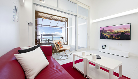 room detail thumbnail 2