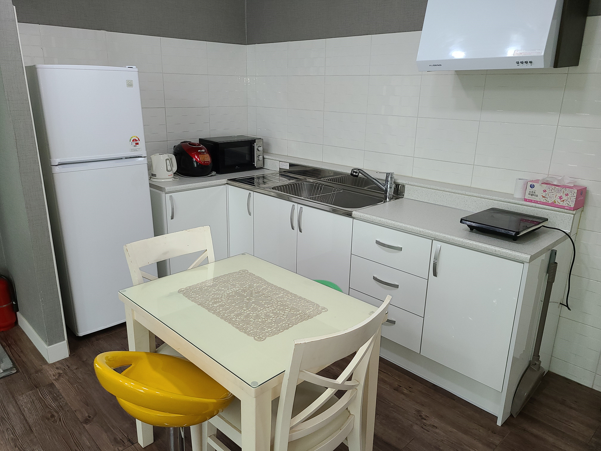 https://yaimg.yanolja.com/v5/2025/04/21/18/68068acb08dde8.15441161.jpg
