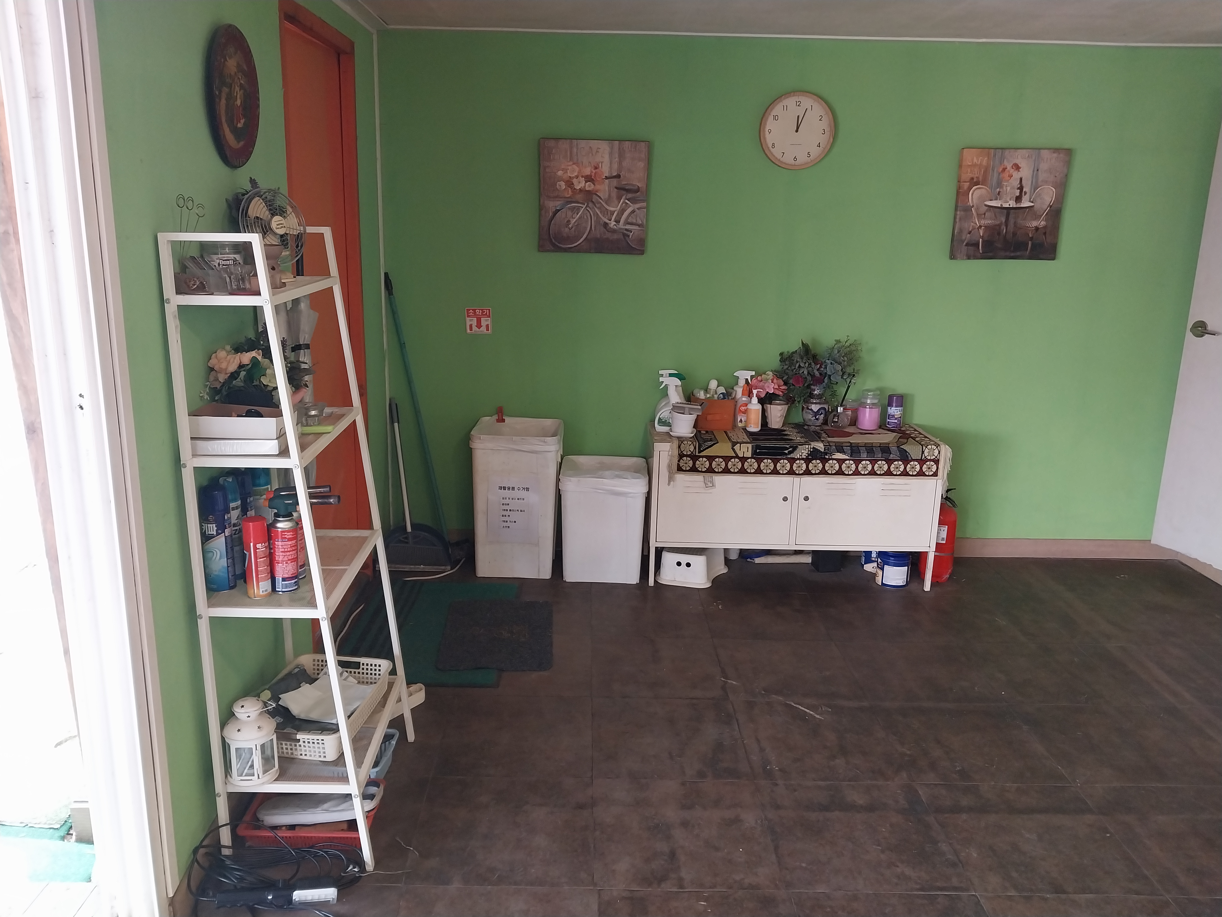 https://yaimg.yanolja.com/v5/2025/04/23/06/68088cf5948210.96499409.jpg