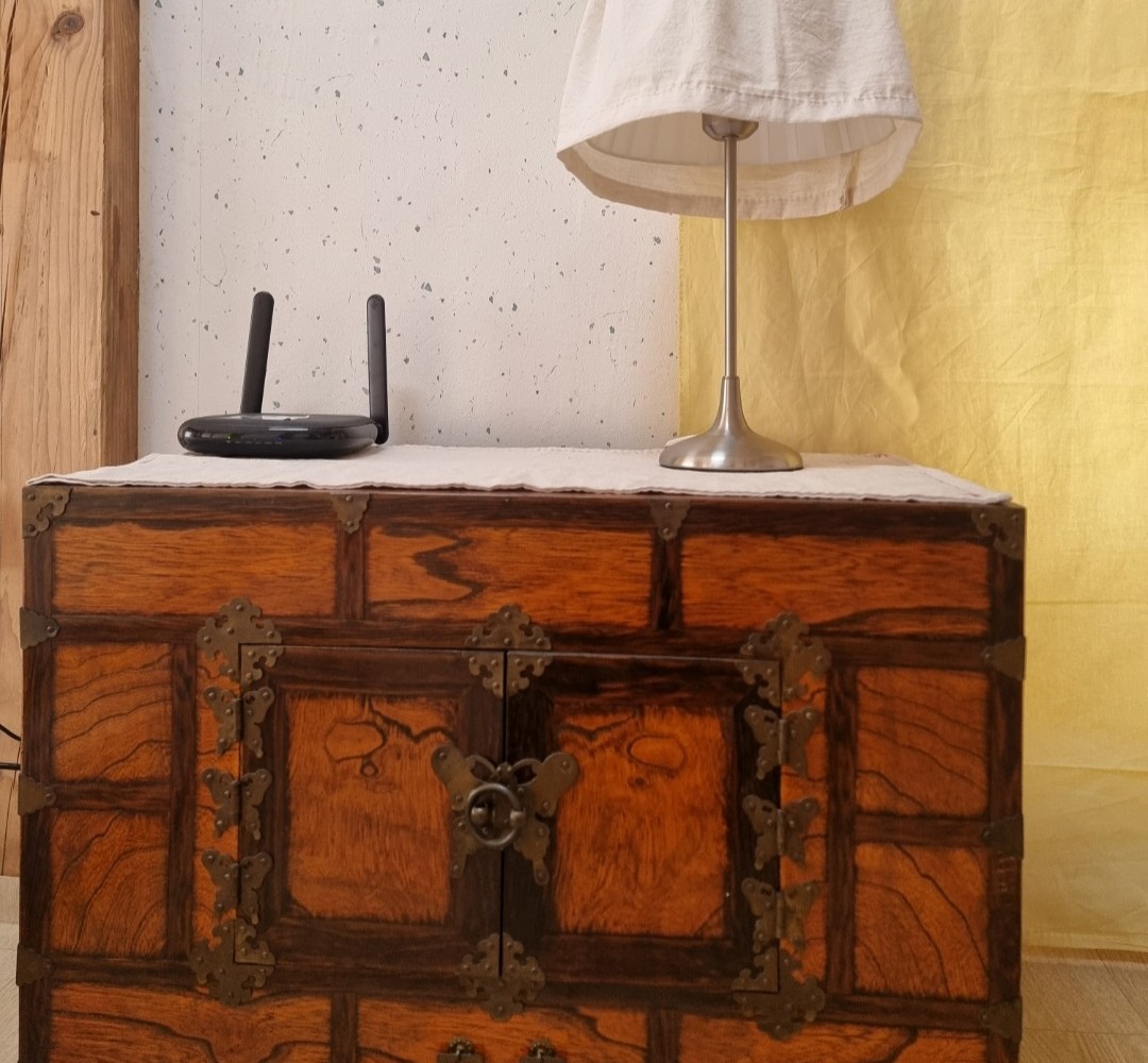 room detail thumbnail 1