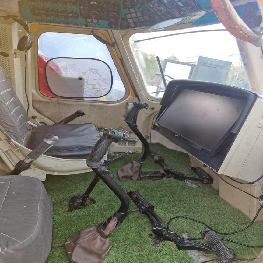 room detail thumbnail 2