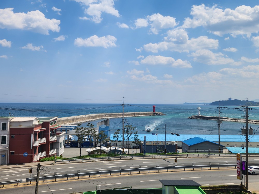 https://yaimg.yanolja.com/v5/2025/04/29/01/68102b96ec0ea3.02266491.jpg