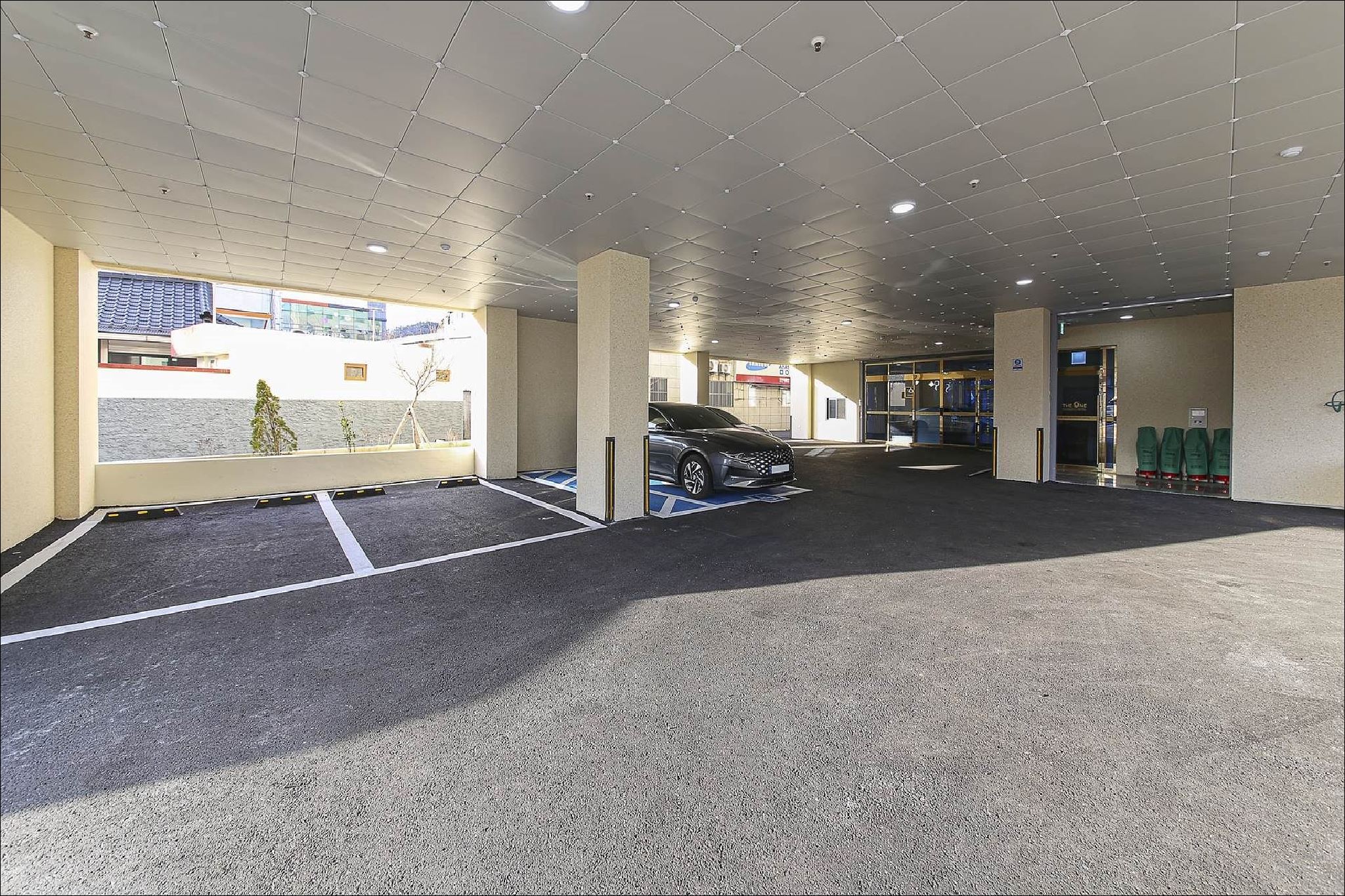 더 원 비지니스호텔 부대시설