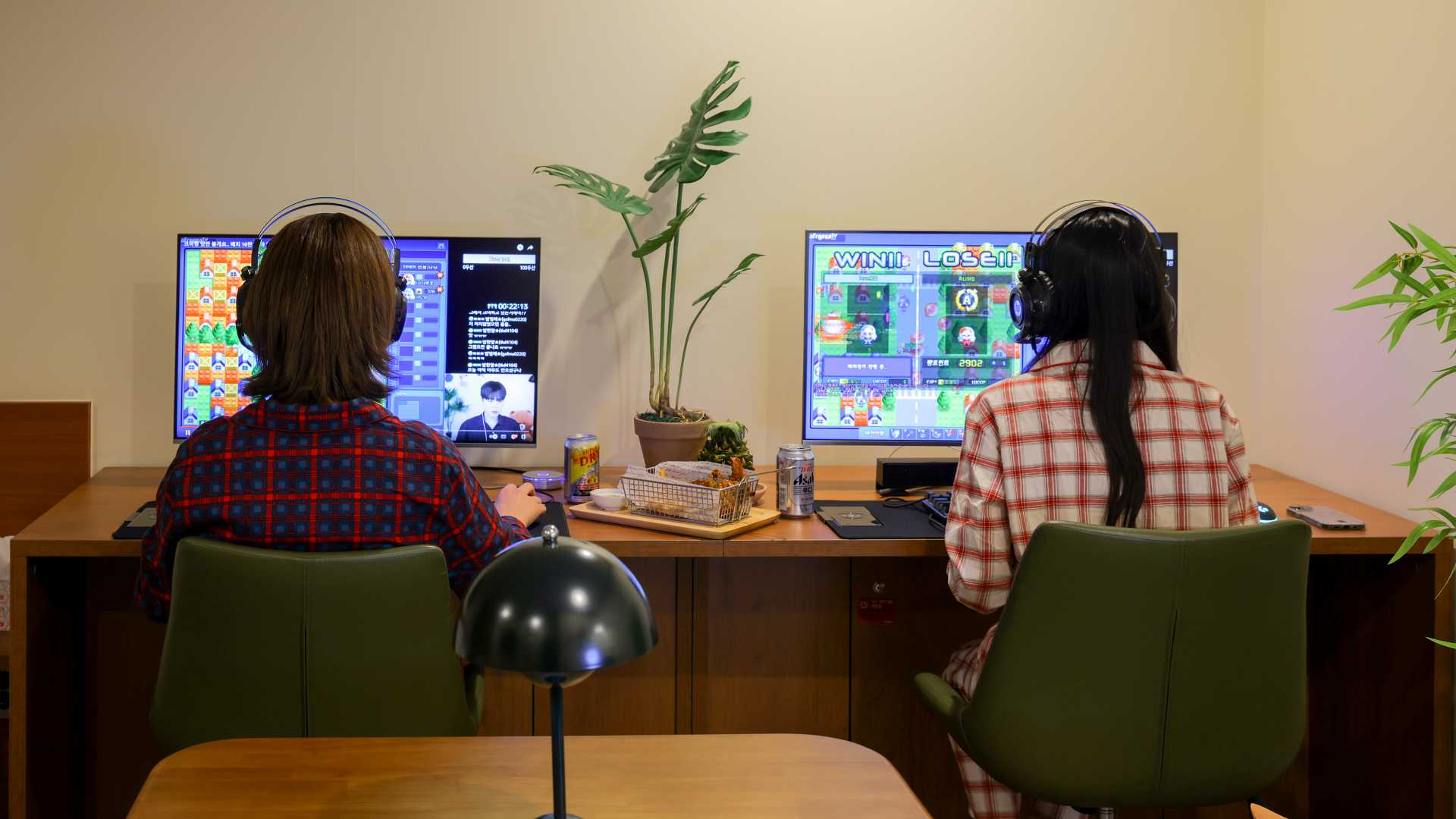 room detail thumbnail 1