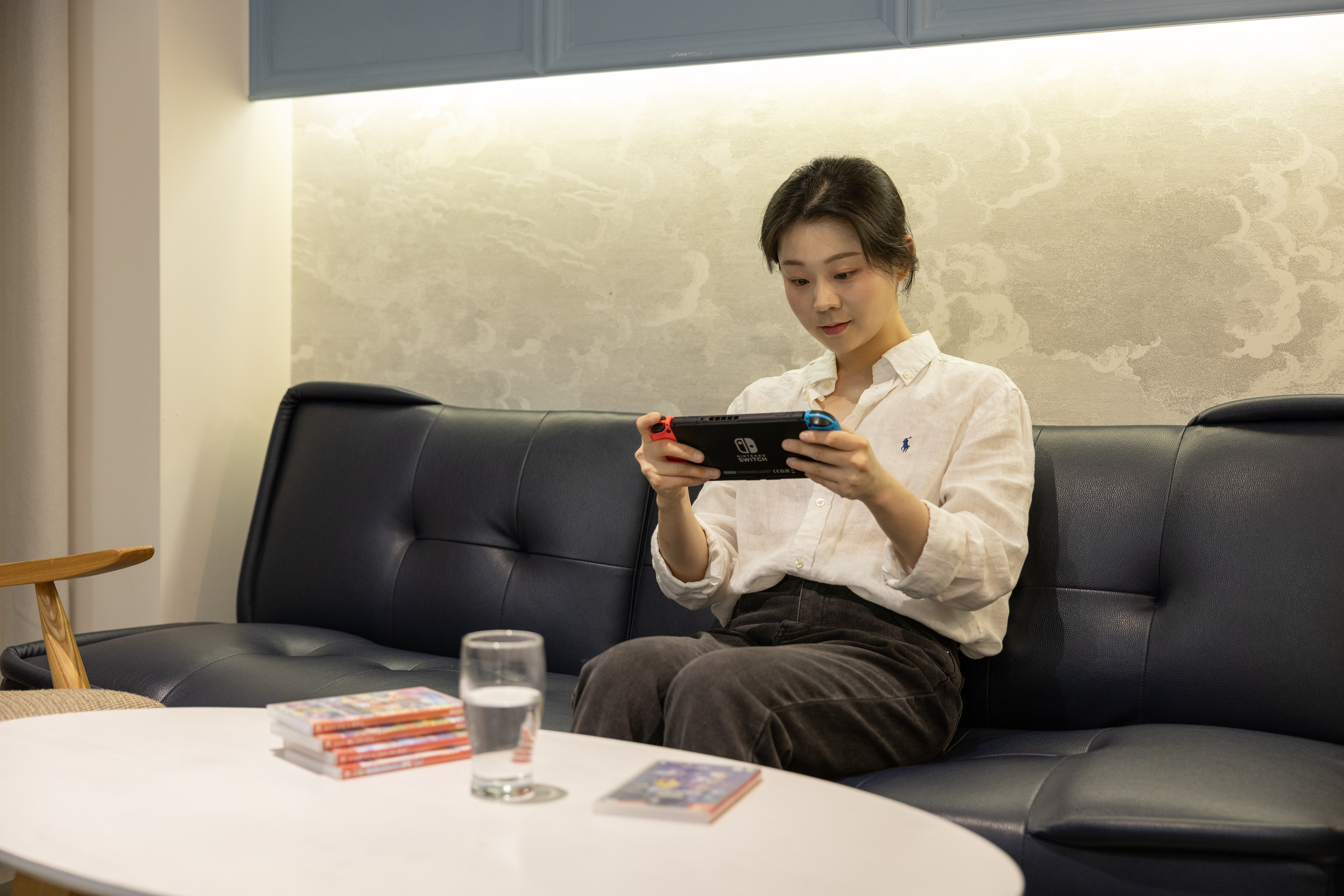 room detail thumbnail 2