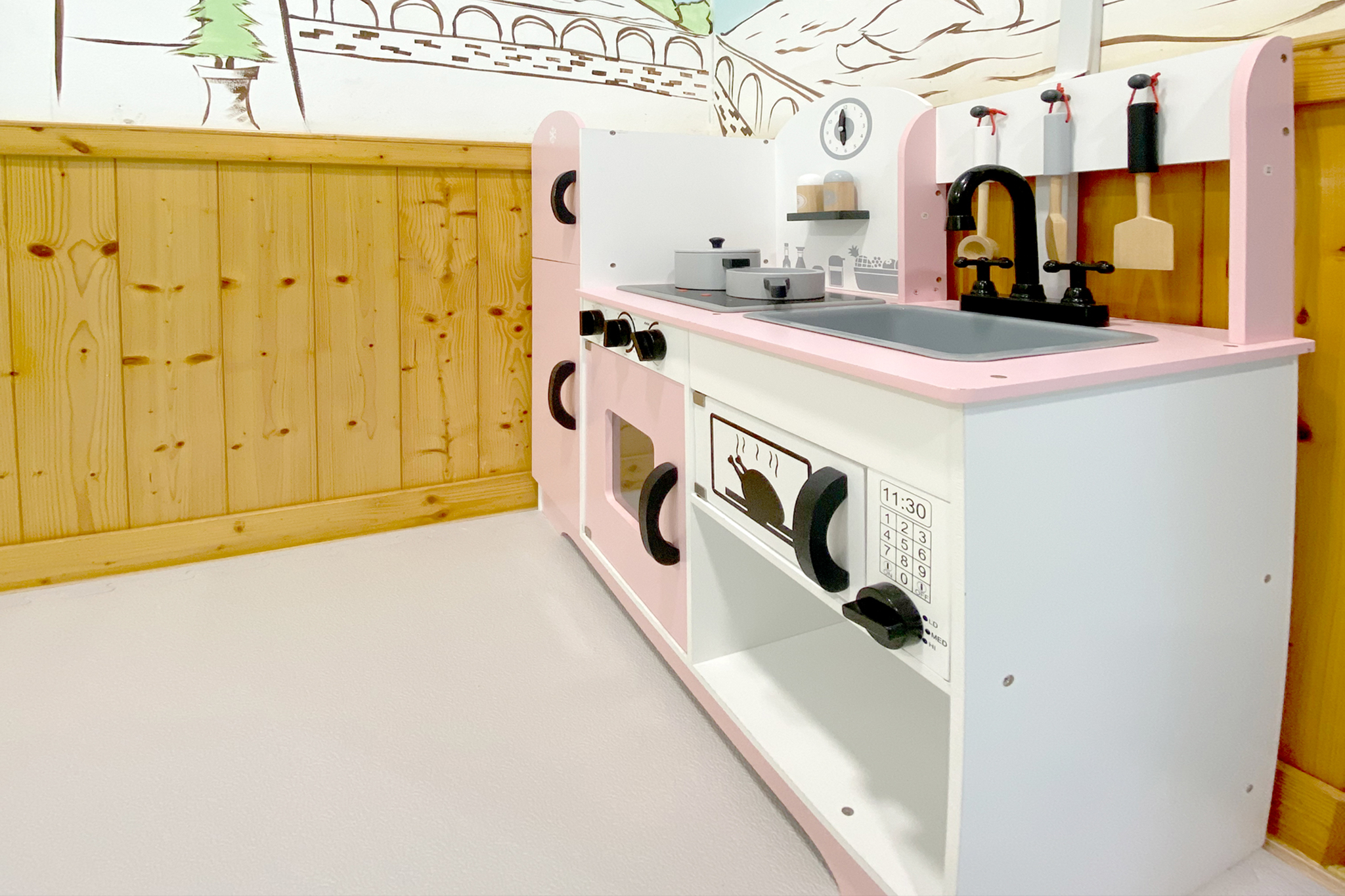 room detail thumbnail 2