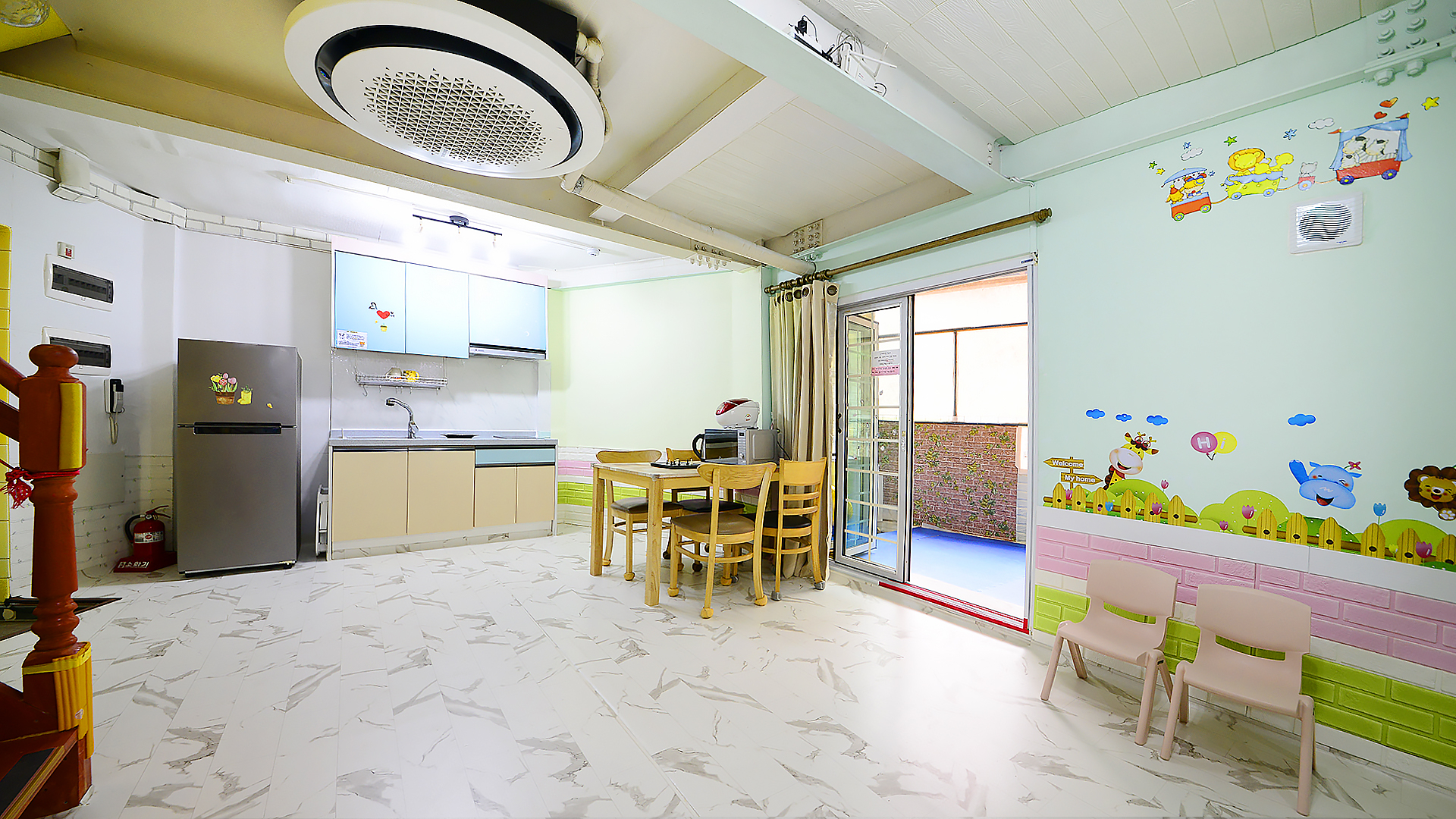 room detail thumbnail 0