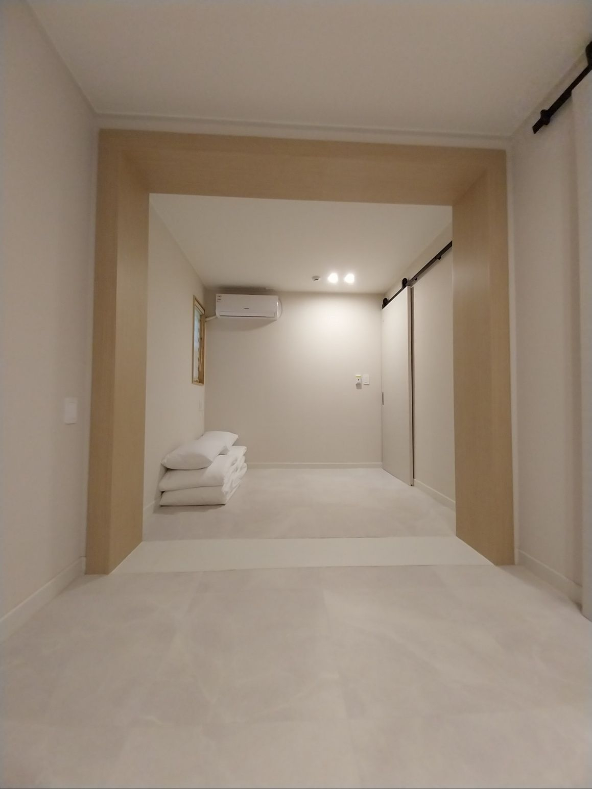 https://yaimg.yanolja.com/v5/2025/05/08/10/681c882f70c086.85065153.jpg