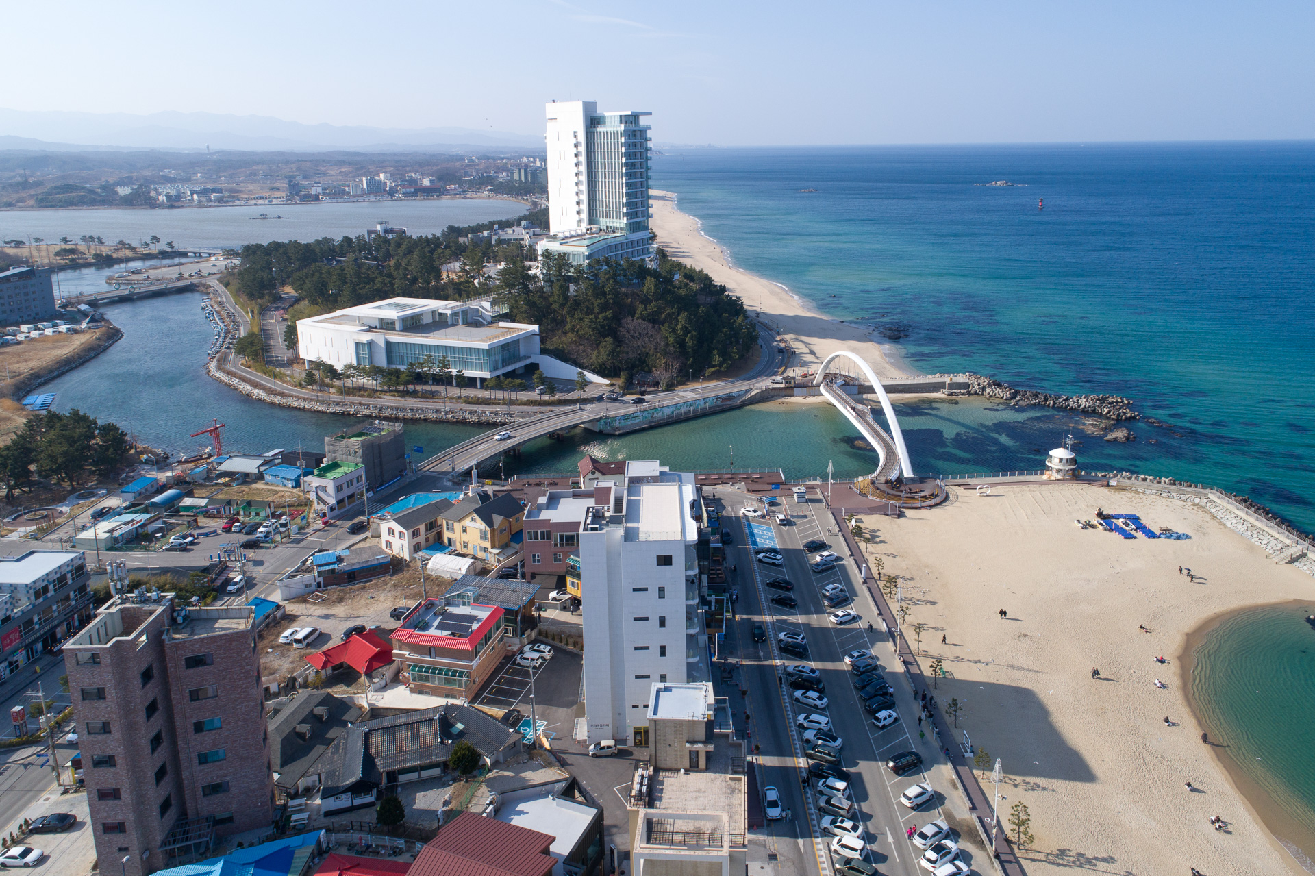 https://yaimg.yanolja.com/v5/2025/05/19/07/682ae017db4ae6.06774262.jpg