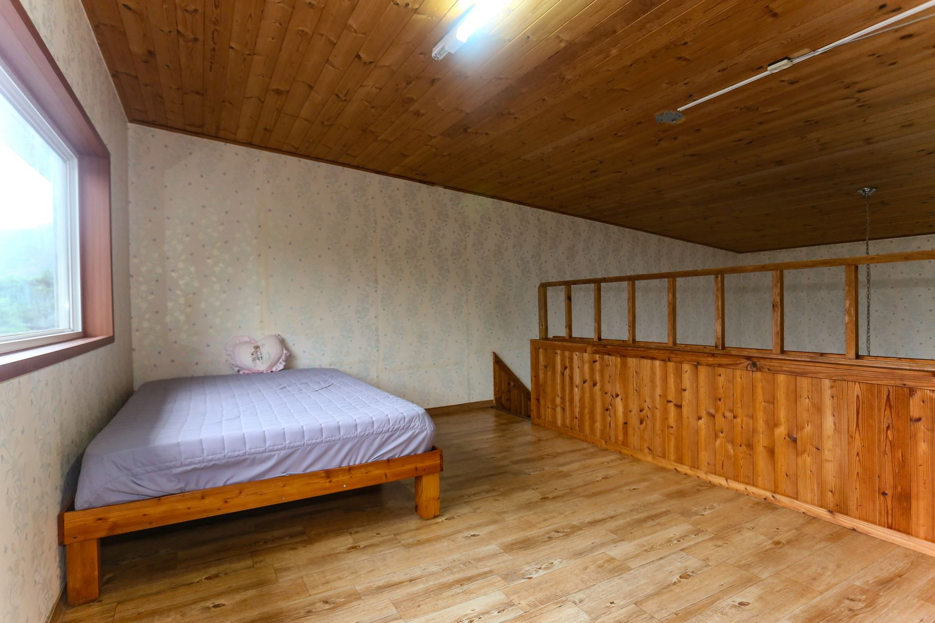 https://yaimg.yanolja.com/v5/2025/05/20/01/682bd53e8cbd07.01507593.jpg