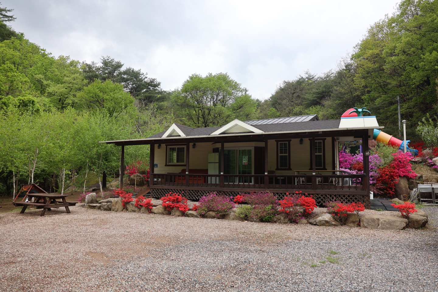 room detail thumbnail 0