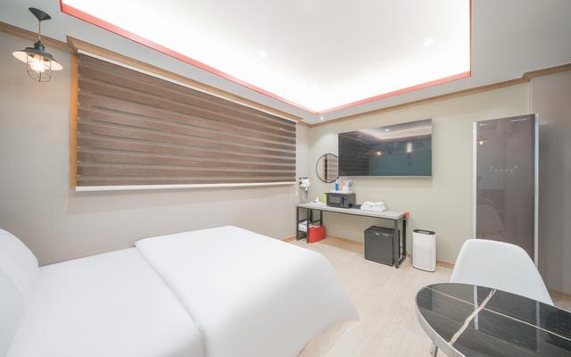 구미 인동 호텔 크리스탈