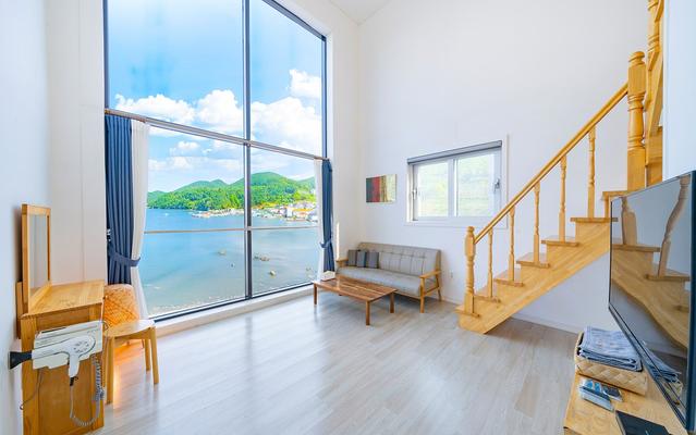 통영 바이더씨펜션