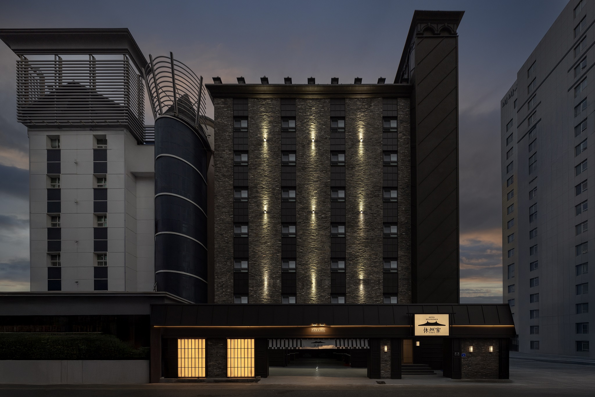 울산 삼산 HOTEL 휴연가 by 아늑 외관