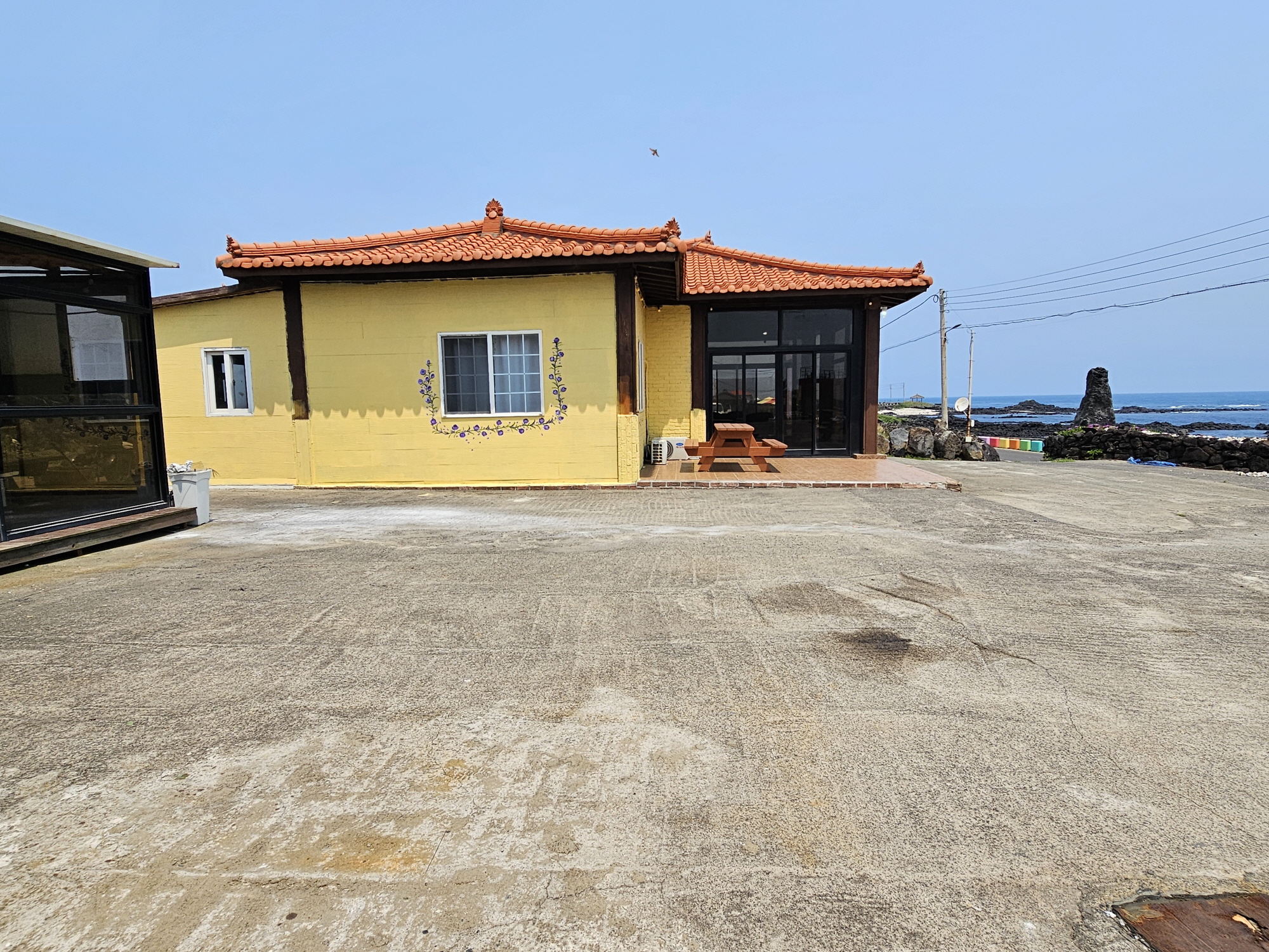 https://yaimg.yanolja.com/v5/2025/06/05/10/684176dbdb45f1.59447051.jpg