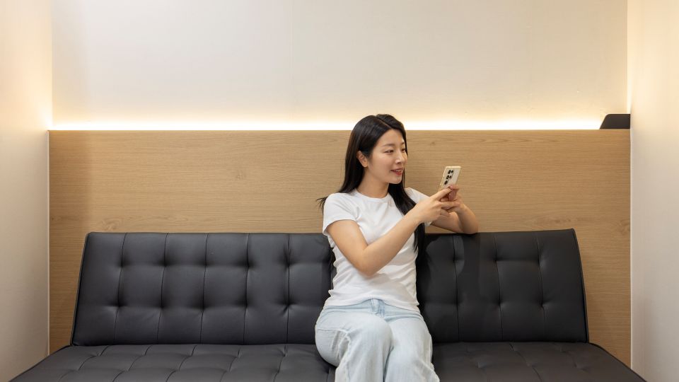 room detail thumbnail 1