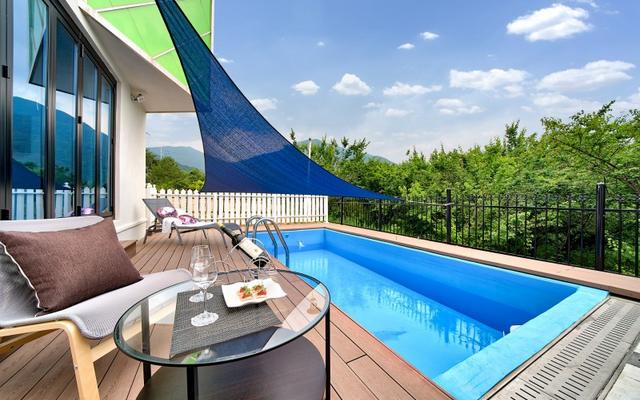 화순 더휴일펜션