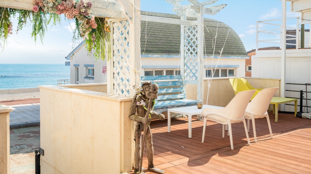 https://yaimg.yanolja.com/v5/2025/06/25/07/685ba06b3947b4.94056385.jpg