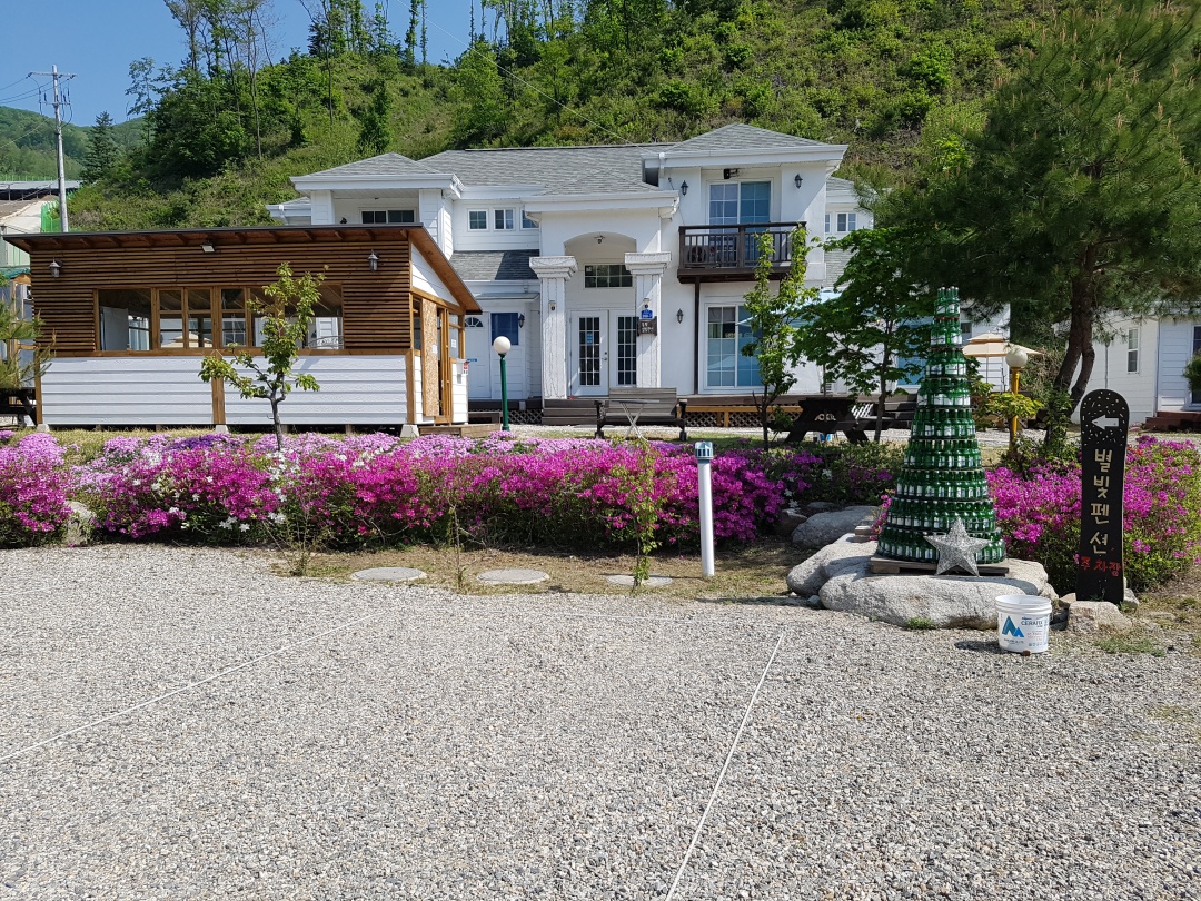 https://yaimg.yanolja.com/v5/2025/06/26/03/685cb839ecdae4.26740279.jpg