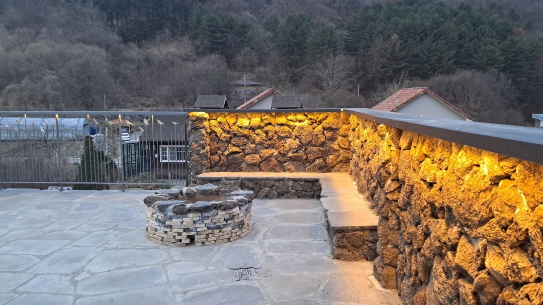 https://yaimg.yanolja.com/v5/2025/06/27/07/685e4a12dc50d4.92821252.jpg