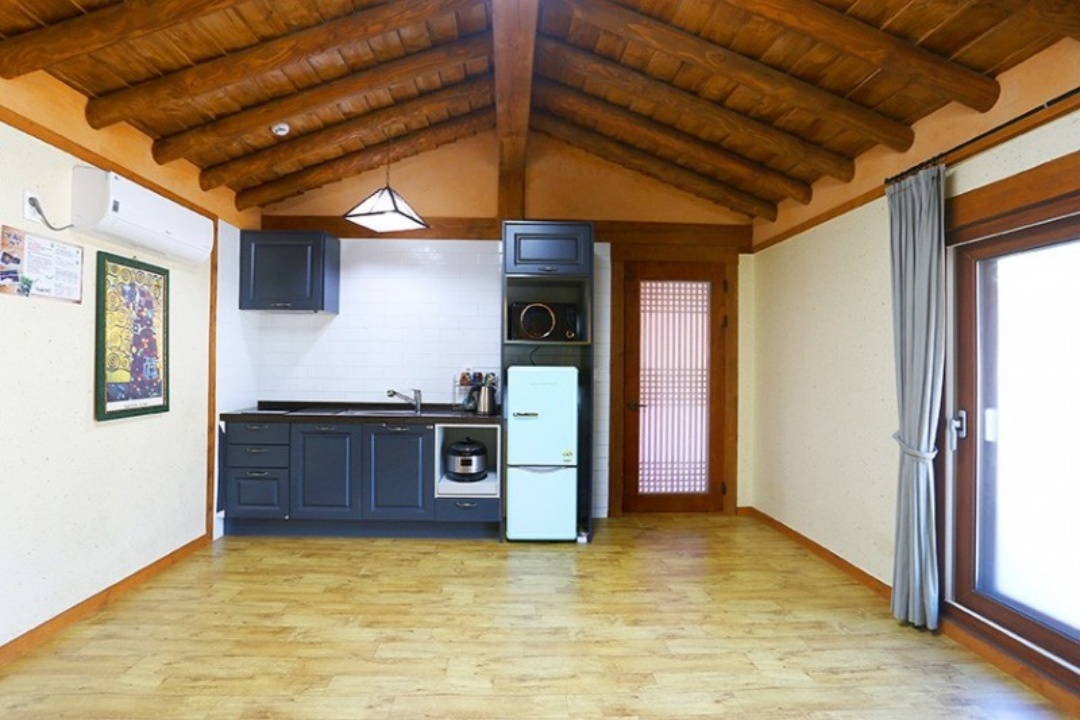 https://yaimg.yanolja.com/v5/2025/07/10/07/686f7215682ee7.18836486.jpg