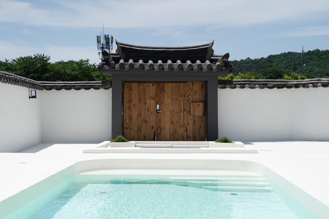https://yaimg.yanolja.com/v5/2025/07/10/09/686f8ec8928b54.89546499.jpg