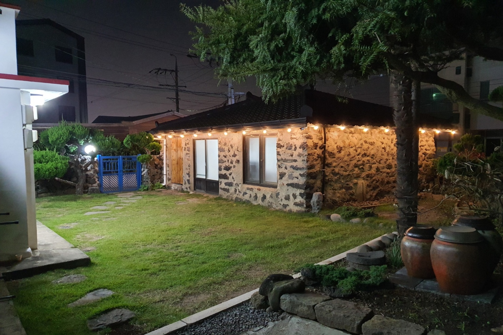 https://yaimg.yanolja.com/v5/2025/07/15/06/6875fb8f2e7f67.38012952.jpg