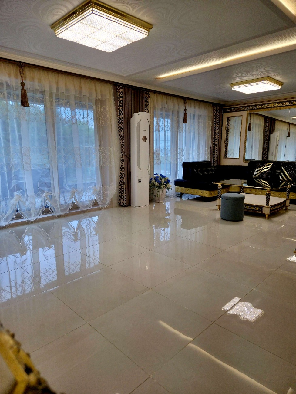 https://yaimg.yanolja.com/v5/2025/07/15/07/6876045d6f4945.80411028.jpg