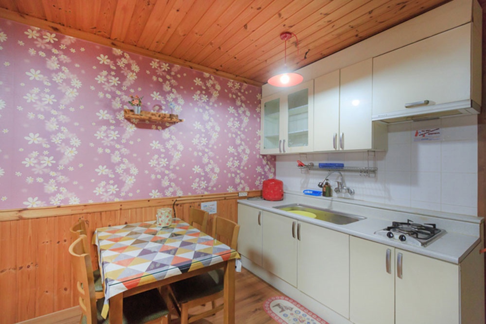 https://yaimg.yanolja.com/v5/2025/07/18/02/6879b384e6d0d1.09734394.jpg