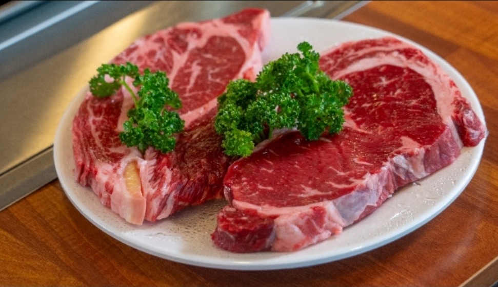 오션 스위트트윈 한우패키지(숯불 암소 한우등심 500g 포함,식당이용시간 11시-22시)
