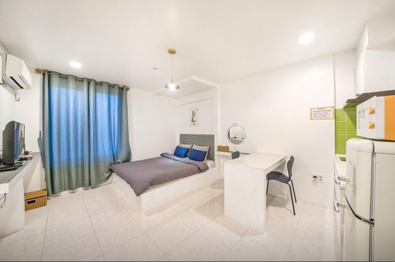 room detail thumbnail 0