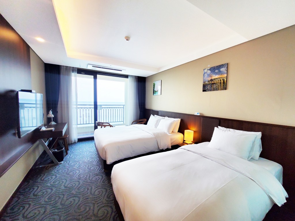 디럭스 오션 패밀리 트윈 파노라마오션뷰(★여름방학PKG★ 객실+성인 2인조식 + 어린이조식 1인 무료)