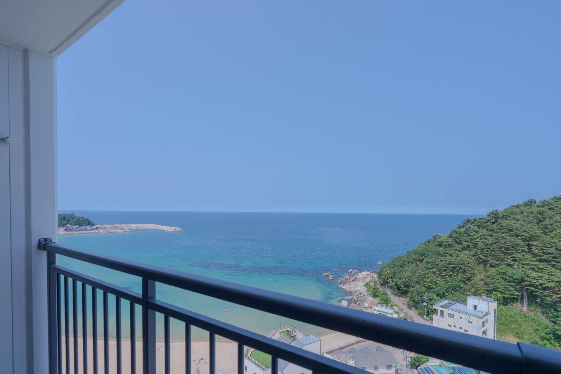 https://yaimg.yanolja.com/v5/2025/07/29/01/68882a02819409.39804692.jpg