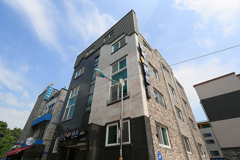 https://yaimg.yanolja.com/v5/2025/07/31/09/688b3204390da2.17488553.jpg