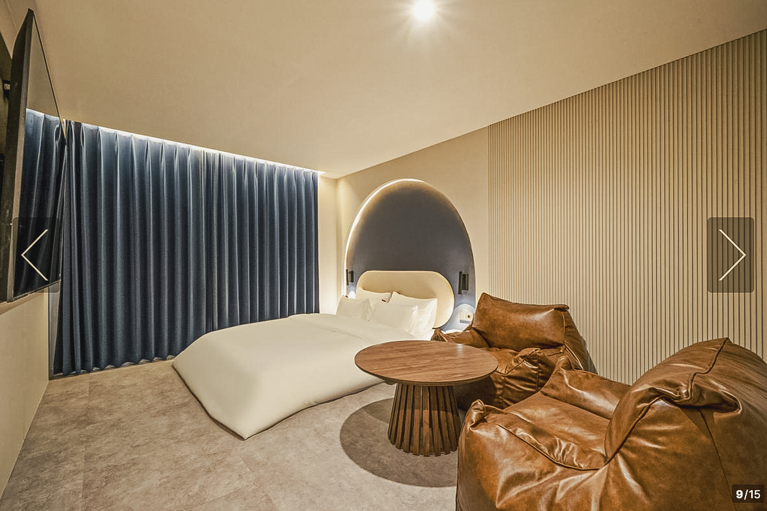 room detail thumbnail 0