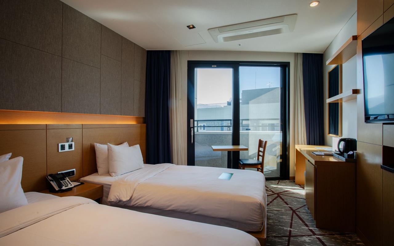 속초 씨크루즈호텔 호텔/리조트 사진, 가격, 위치소개 | NOL