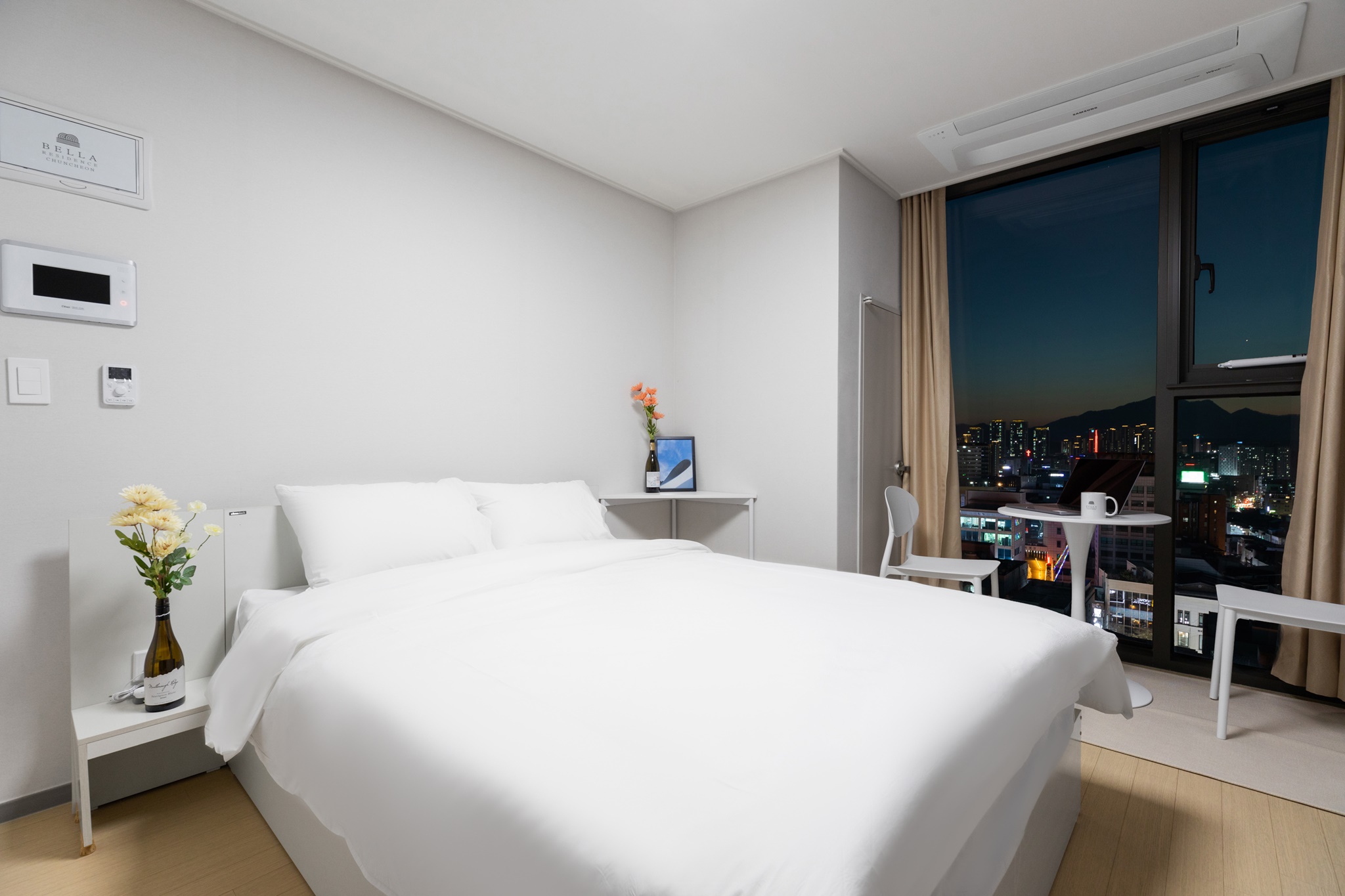 room detail thumbnail 0
