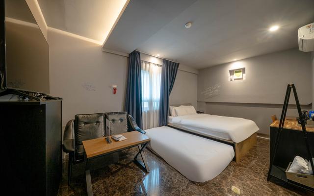 창원 명서동 호텔 벅스