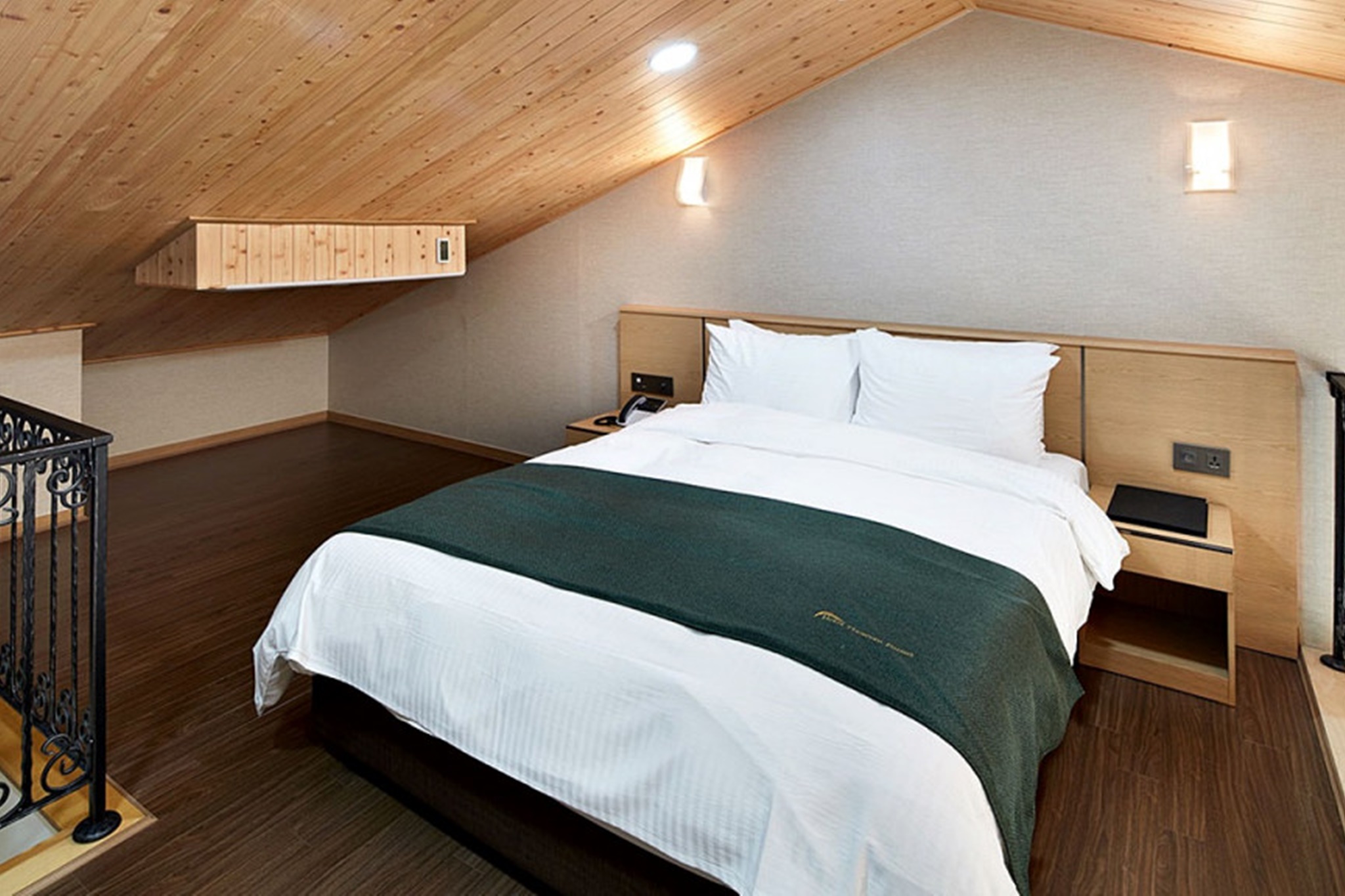 듀플렉스A(가을맞이 황금 초특가★최대인원까지 인원추가 무료, 펜션형)