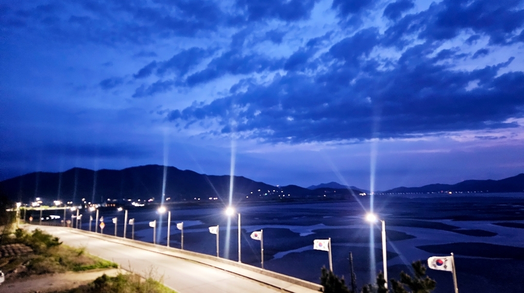 https://yaimg.yanolja.com/v5/2025/08/19/07/68a42b59e673f9.88586232.jpg