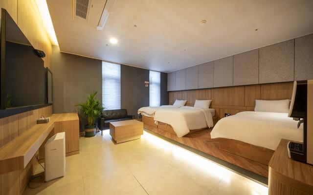 홀리어스 비지니스 호텔