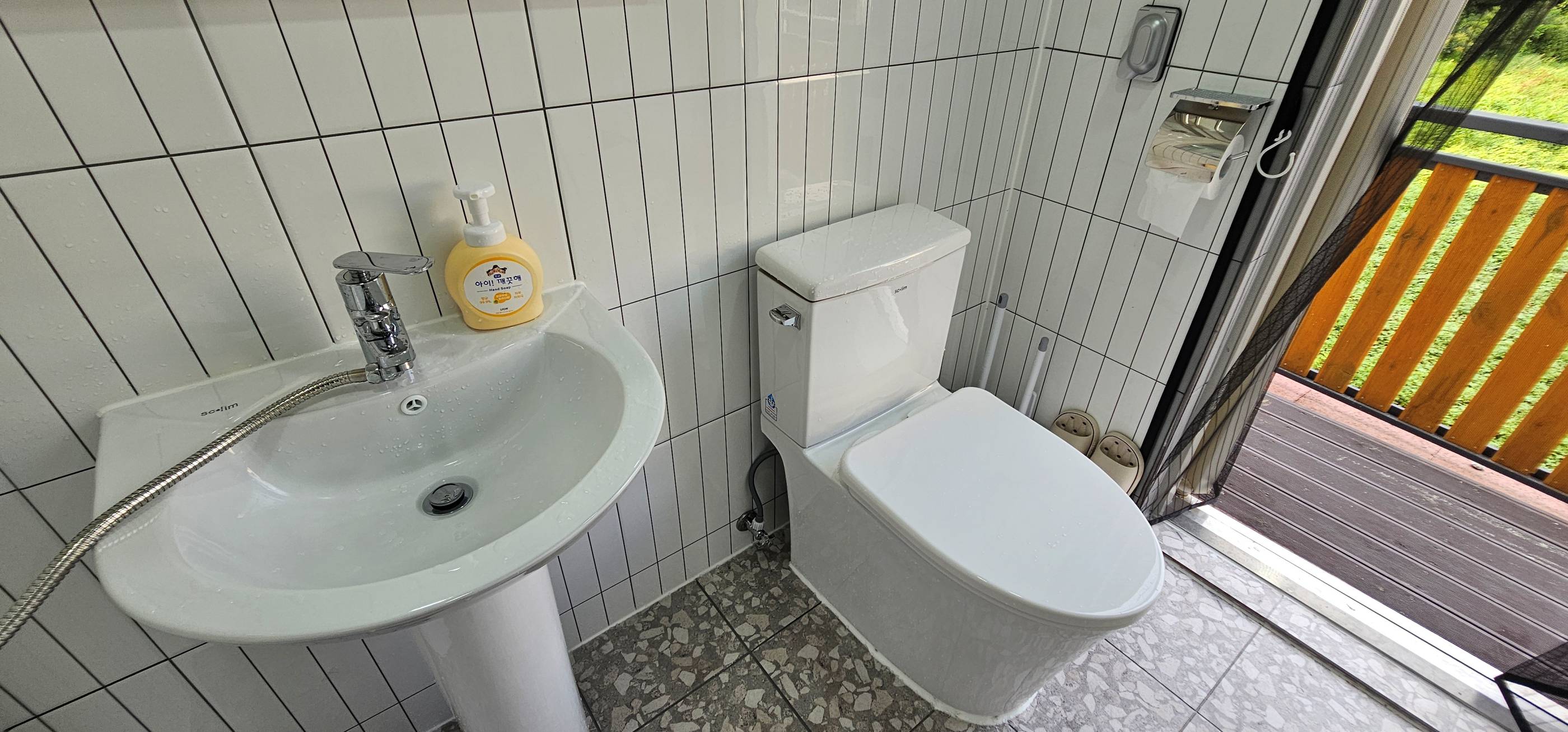 https://yaimg.yanolja.com/v5/2025/08/27/01/68ae5a3aaec9d9.89516903.jpg